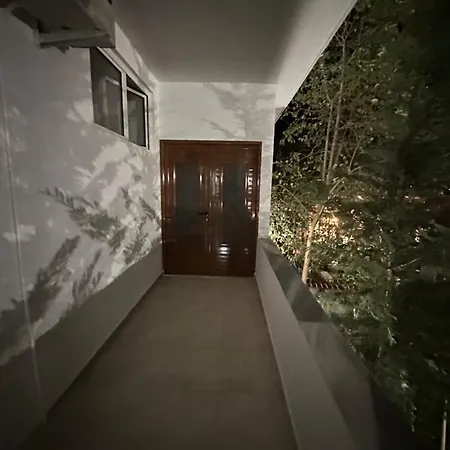 Banaj Hotel